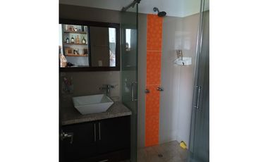 Vendo Apartamento en segundo piso  En El Barrio Villa Campestre. Tuluá
