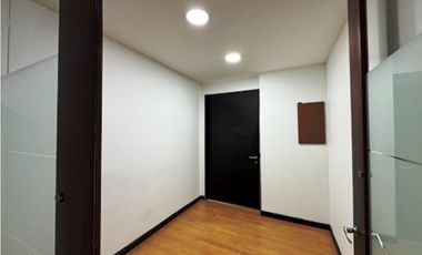 Arreindo Ofcina Chico 83 m2