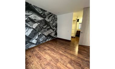 Hermoso aparta estudio en milla de oro en condominio con club house!