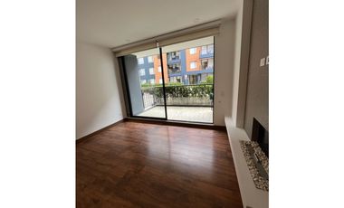 Hermoso aparta estudio en milla de oro en condominio con club house!