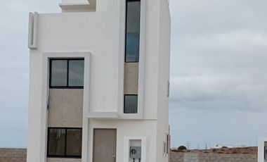 Casa en venta en Tijuana, Santa Teresita - Estacionamiento