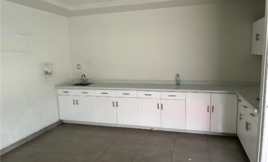LOCAL COMERCIAL EN RENTA, EXCELENTE ZONA