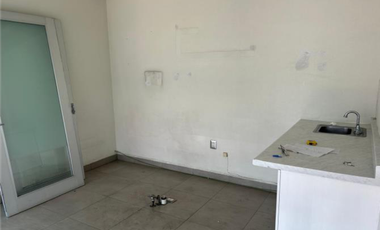 LOCAL COMERCIAL EN RENTA, EXCELENTE ZONA