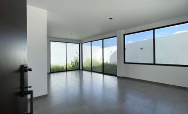 Casa nueva en venta en Taray Royal Club de Ciudad Maderas El Marqués