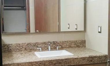 CASA RESIDENCIAL EN RENTA EN EL CLUB Y DENTRO DEL CAMPO DE GOLF TRES MARIAS