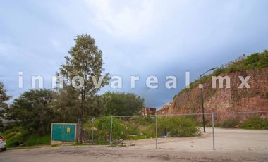 Terreno comercial en Zona Esmeralda