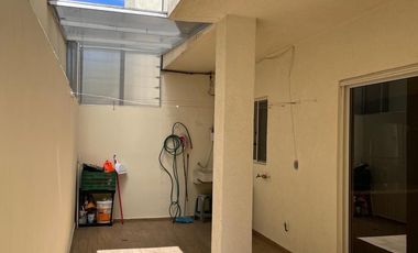 SE RENTA CASA EN ALTA CALIFORNIA