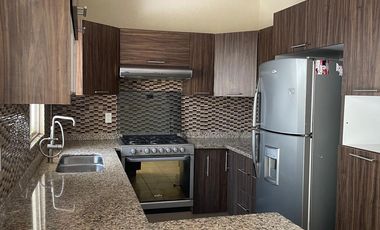 SE RENTA CASA EN ALTA CALIFORNIA