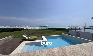 MARAVILLOSA CASA DE PLAYA EN VENTA PRIMERA FILA EN  LA JOLLA, ASIA