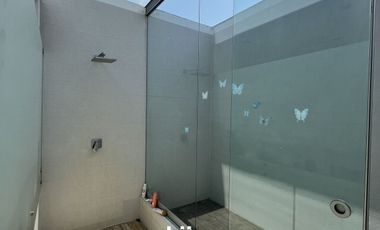 MARAVILLOSA CASA DE PLAYA EN VENTA PRIMERA FILA EN  LA JOLLA, ASIA