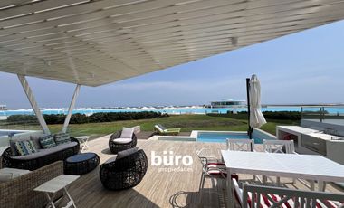 MARAVILLOSA CASA DE PLAYA EN VENTA PRIMERA FILA EN  LA JOLLA, ASIA