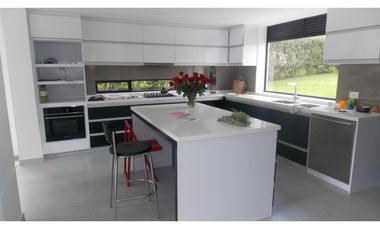 ARRIENDO CASA APOSENTOS, SOPO