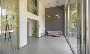 Departamento de 3 dormitorios en venta en Lomas de Zamora Oeste