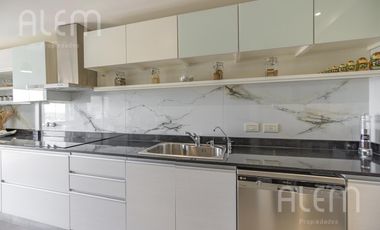 Departamento de 3 dormitorios en venta en Lomas de Zamora Oeste
