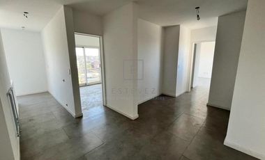 Casa en venta / alquiler, con pileta. Barrio Cerrado de Escobar, G.B.A. Zona Norte