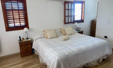 VENDE EXCELENTE CASA