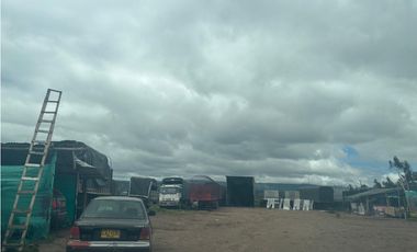 VENDO LOTE LOS CHILCOS VIA PARALELA PANAMERICANA