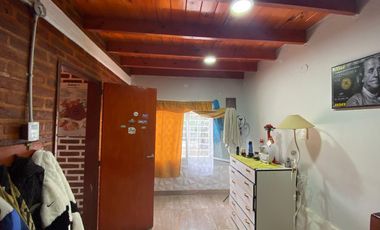 Casa en  venta 3 dormitorios -  Centenario