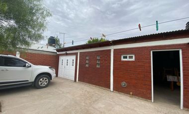 Casa en  venta 3 dormitorios -  Centenario