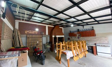Casa en  venta 3 dormitorios -  Centenario