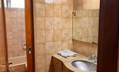 Casa en venta - 2 Dormitorios 1 Baño - Cochera - 448Mts2 - Libertad
