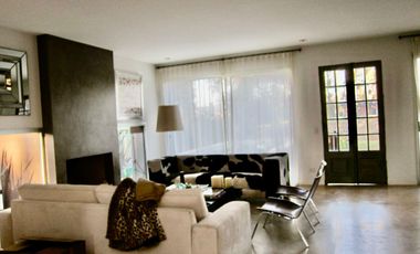 Casa en Alquiler 7 AMBIENTES BARRIO EL ENCUENTRO