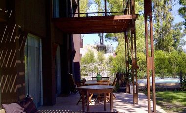 Casa en Alquiler 7 AMBIENTES BARRIO EL ENCUENTRO