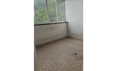 ARRENDAMIENTO APTO NO. 401 SECTOR ALCAZARES