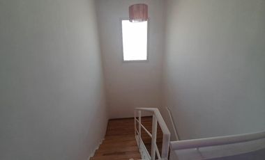 Casas de Santa Ana, Casa con amplio jardin