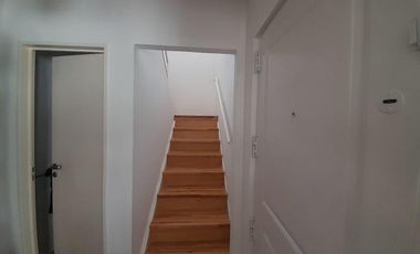 Casas de Santa Ana, Casa con amplio jardin