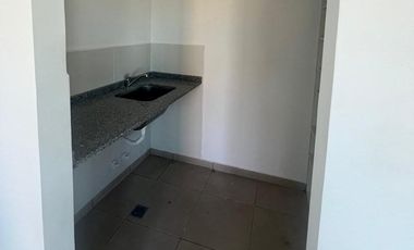 Casas de Santa Ana, Casa con amplio jardin