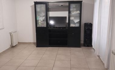 Casas de Santa Ana, Casa con amplio jardin