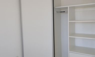 Casas de Santa Ana, Casa con amplio jardin