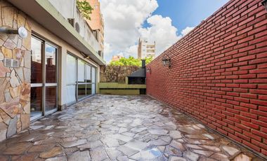 Departamento en venta barrio centro 4 dormitorios patio pileta balcon luminoso