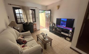 Dúplex en venta - 2 Dormitorios 2 Baños - Cochera - 99Mts2 - La Plata