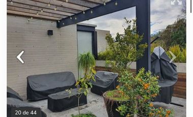 Exclusiva Residencia en Venta en Bosque Real con Vistas Al Club de Golf.