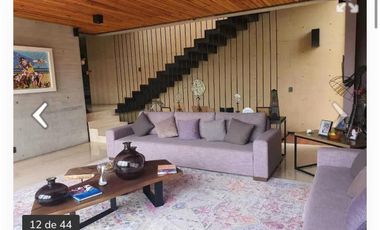 Exclusiva Residencia en Venta en Bosque Real con Vistas Al Club de Golf.