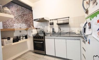 EXCELENTE  PH 4 Ambientes con patio y terraza propia