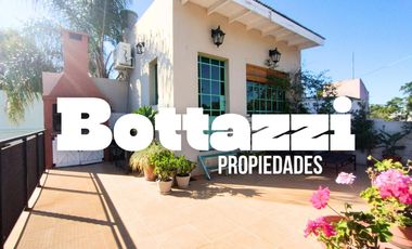 EXCELENTE  PH 4 Ambientes con patio y terraza propia