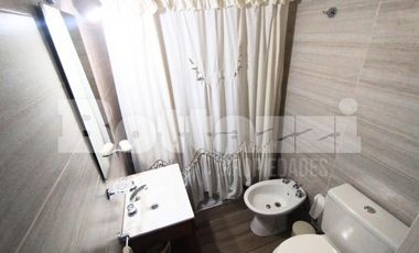 EXCELENTE  PH 4 Ambientes con patio y terraza propia