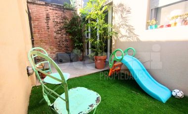 EXCELENTE  PH 4 Ambientes con patio y terraza propia