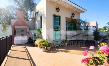 EXCELENTE  PH 4 Ambientes con patio y terraza propia