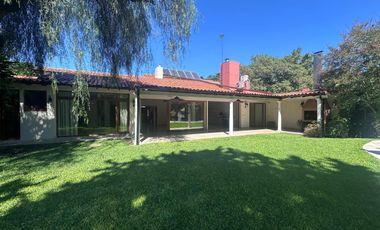Casa en alquiler en Acassuso Libert./Solis