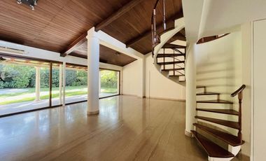 Casa en alquiler en Acassuso Libert./Solis