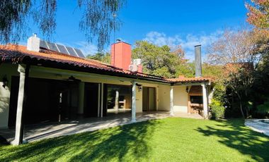 Casa en alquiler en Acassuso Libert./Solis
