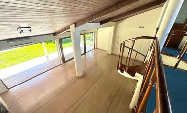 Casa en alquiler en Acassuso Libert./Solis