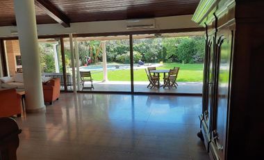 Casa en alquiler en Acassuso Libert./Solis