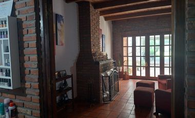 ALQUILER Casa  5 AMBIENTES   Centro de Lujan