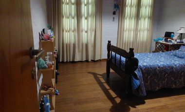 ALQUILER Casa  5 AMBIENTES   Centro de Lujan