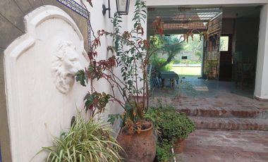 ALQUILER Casa  5 AMBIENTES   Centro de Lujan